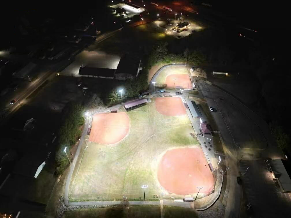 The application of solar street light in soccer court